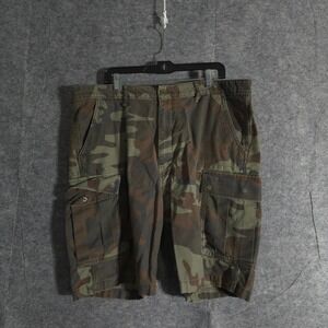 Levi Strauss & Co. Camo Cargo Shorts Outdoor Casual Active Mens 40x9 Green VTG